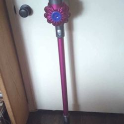Dyson Cordless Vacuum 