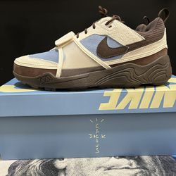 Travis Scott x Jordan Leche Blue 