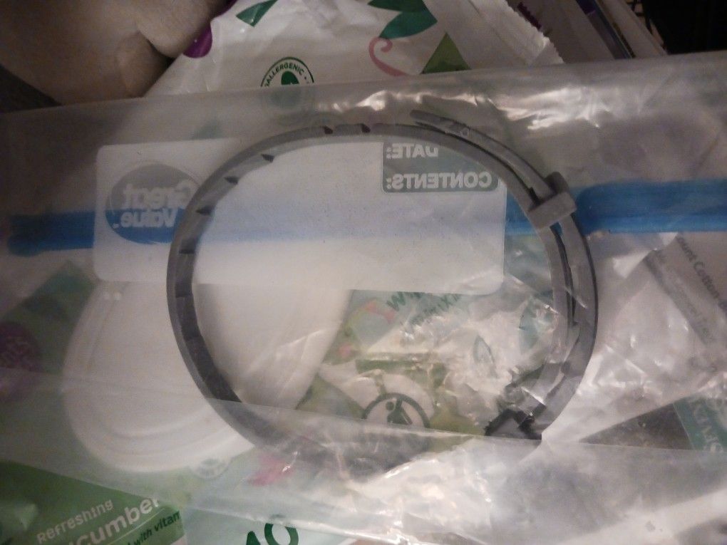 Brand New Dogs Seresto Flea Collar Paid 79.99 Pet Co. Sell 20 Firm Look My Post Alot Item