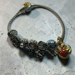 GAME OF THRONES X PANDORA SET