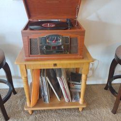 Crossley Retro Stereo System  6 In 1 Player
