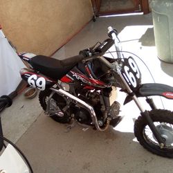Kids Dirt Bike Gas Operated 