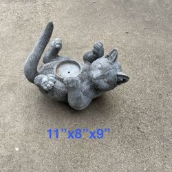 Garden Table Gray Cat Statue 11"x8"x9"