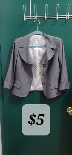 Tahari mini blazer