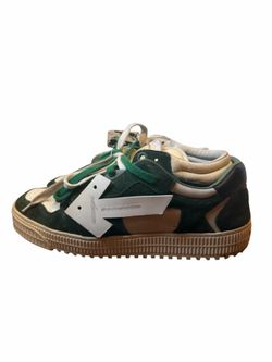 Green off-whites size 44