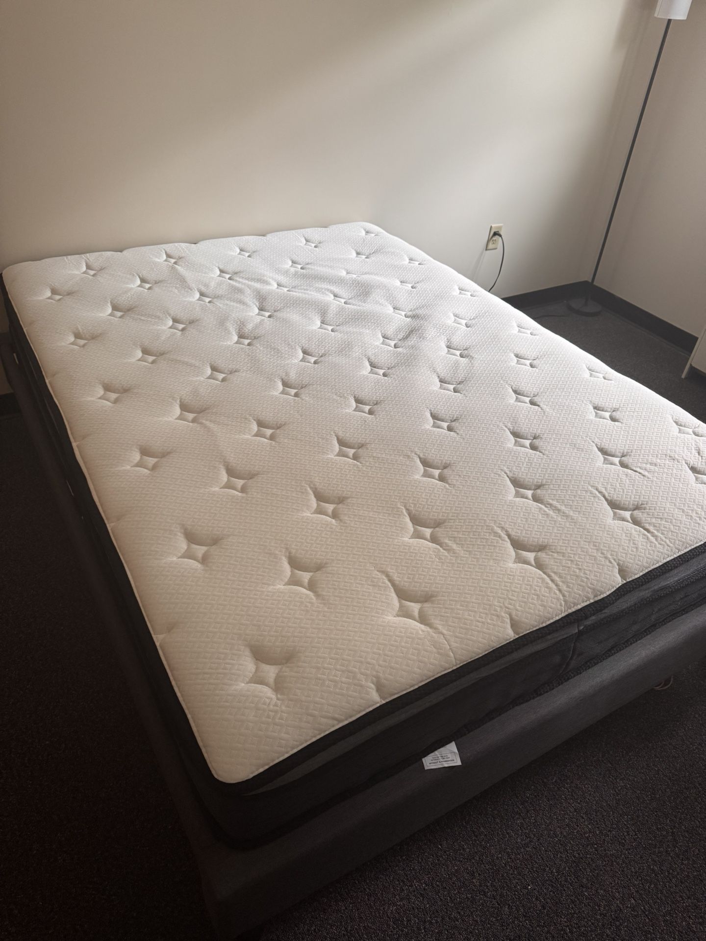 Queen size bed + solid frame, like new, ultra comfortable!