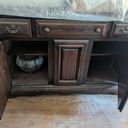 Antique Side Board In Very Good Condition 
