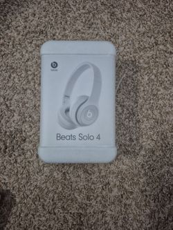 Brand NEW Beats Solo 4
