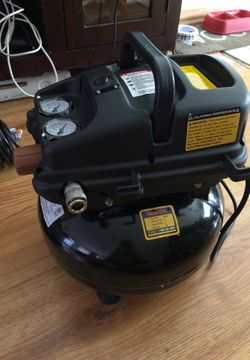 Mastercraft 3-Gallon Pancake Air Compressor
