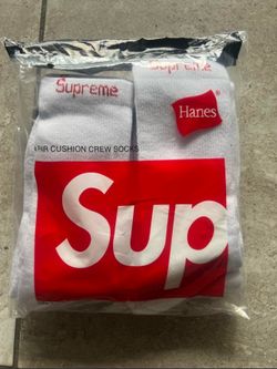 Supreme socks