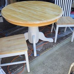 Round Wooden Dining Table + 4 Chairs – Project 
