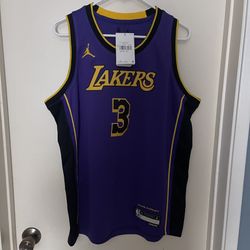 Lakers jersey youth size XL (18/20)