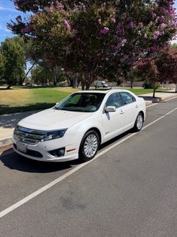 2010 Ford fusion hybrid