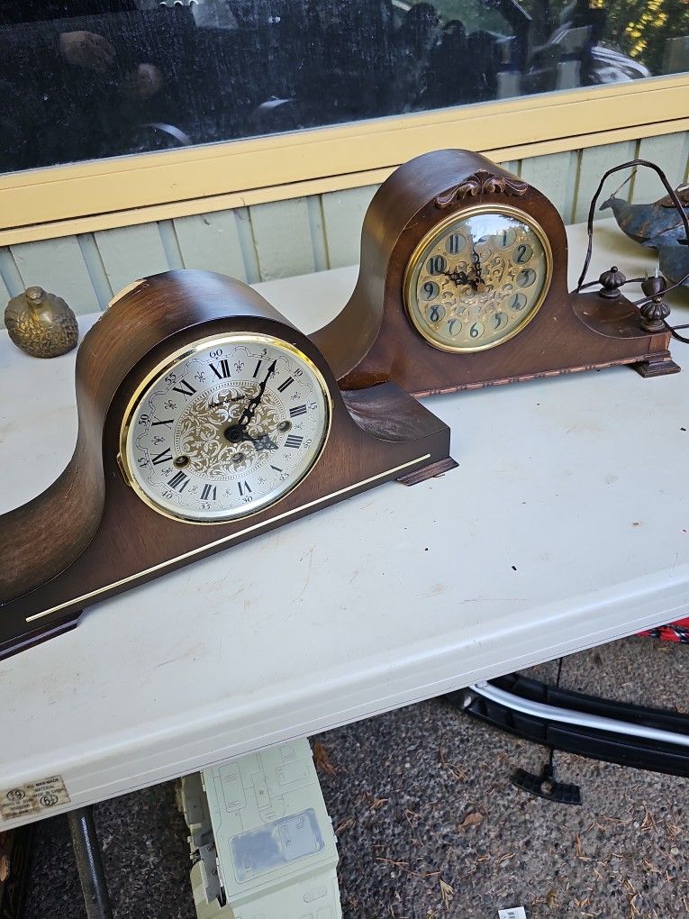 Telechron Antique Electric Clock Set