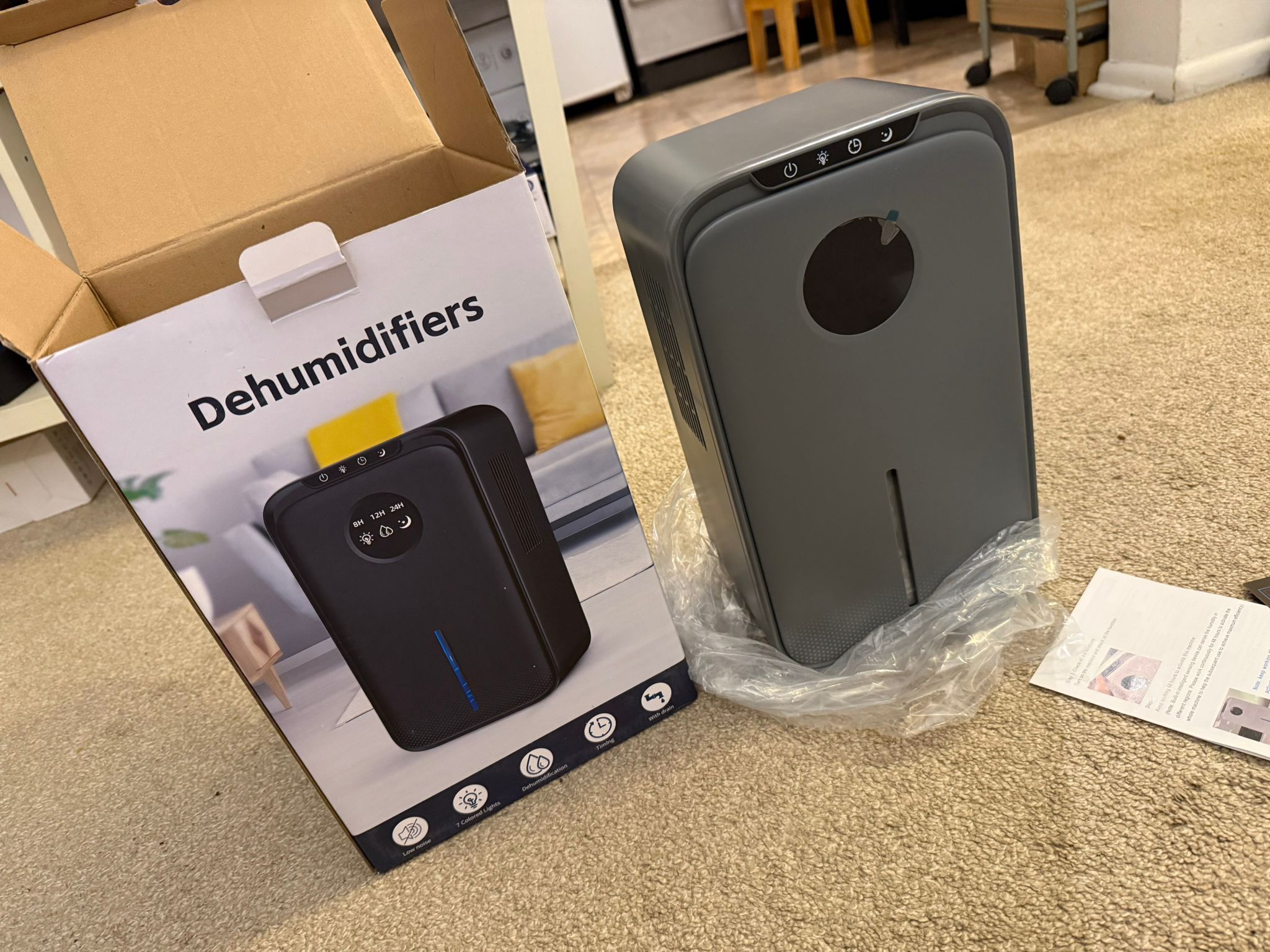 880 SQFT Dehumidifier, 88 OZ Small Dehumidifier for Bedroom with Drain Hose 8-12-24H Timer Portable Dehumidifier with Auto Shut Off for Home Bathroom