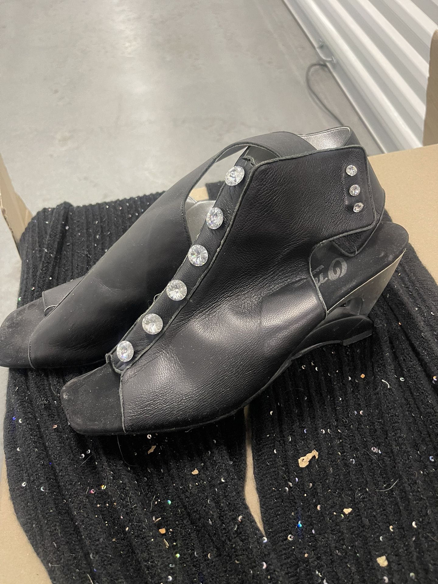 Black Boots W/Rinestones