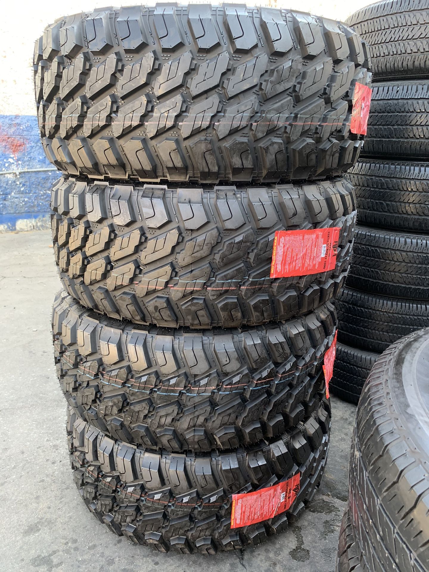 New My 33x12.50r22