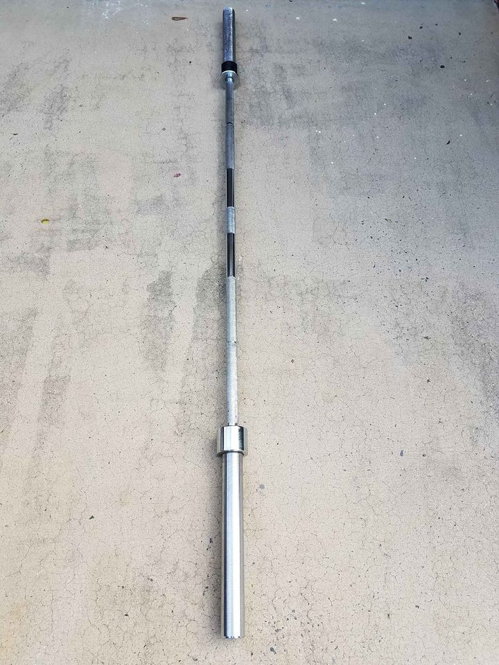 Olympic Barbell 7' 45 lbs (Fits 2 in Weight Plates)