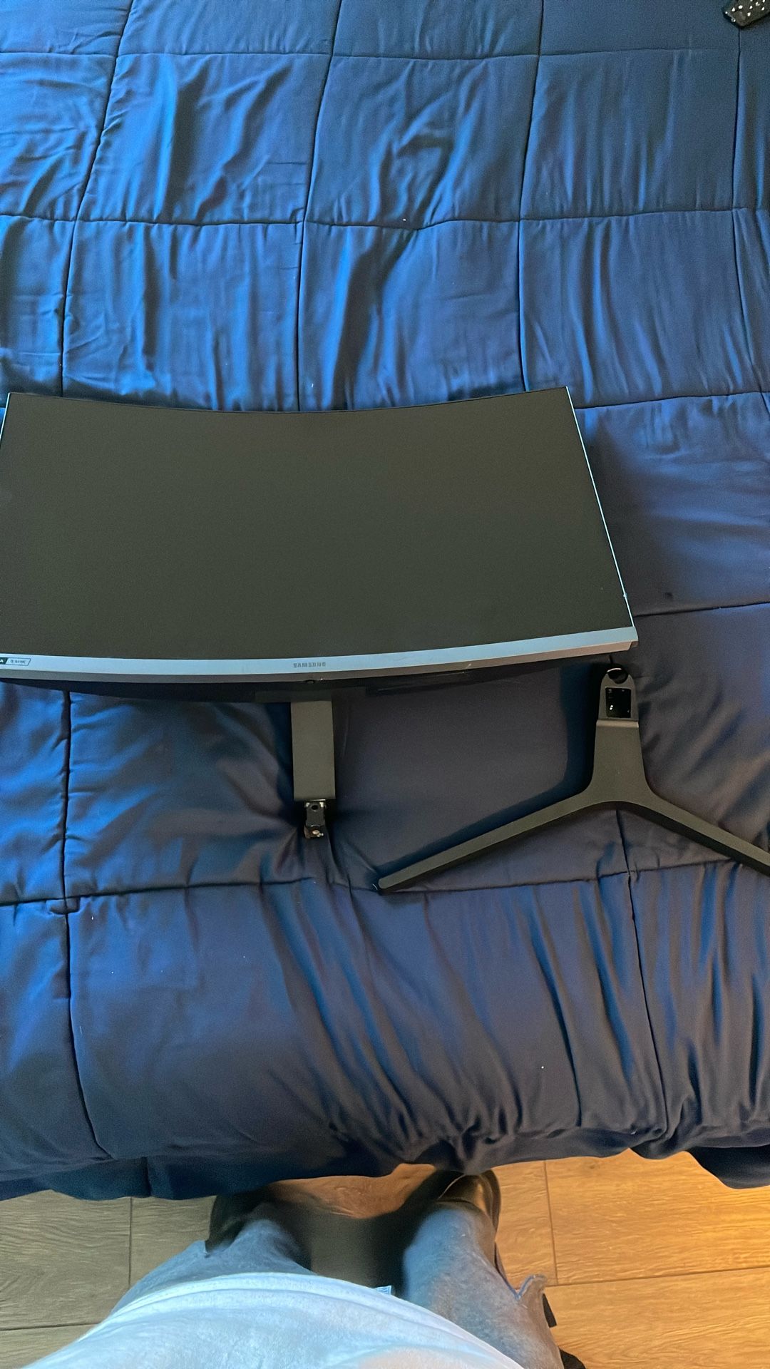 Samsung Curved 1080p 240hz Gaming Monitor