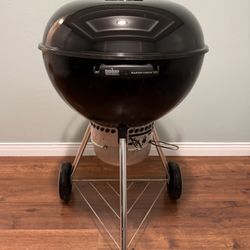 Weber Kettle Charcoal Grill 22 Inches 