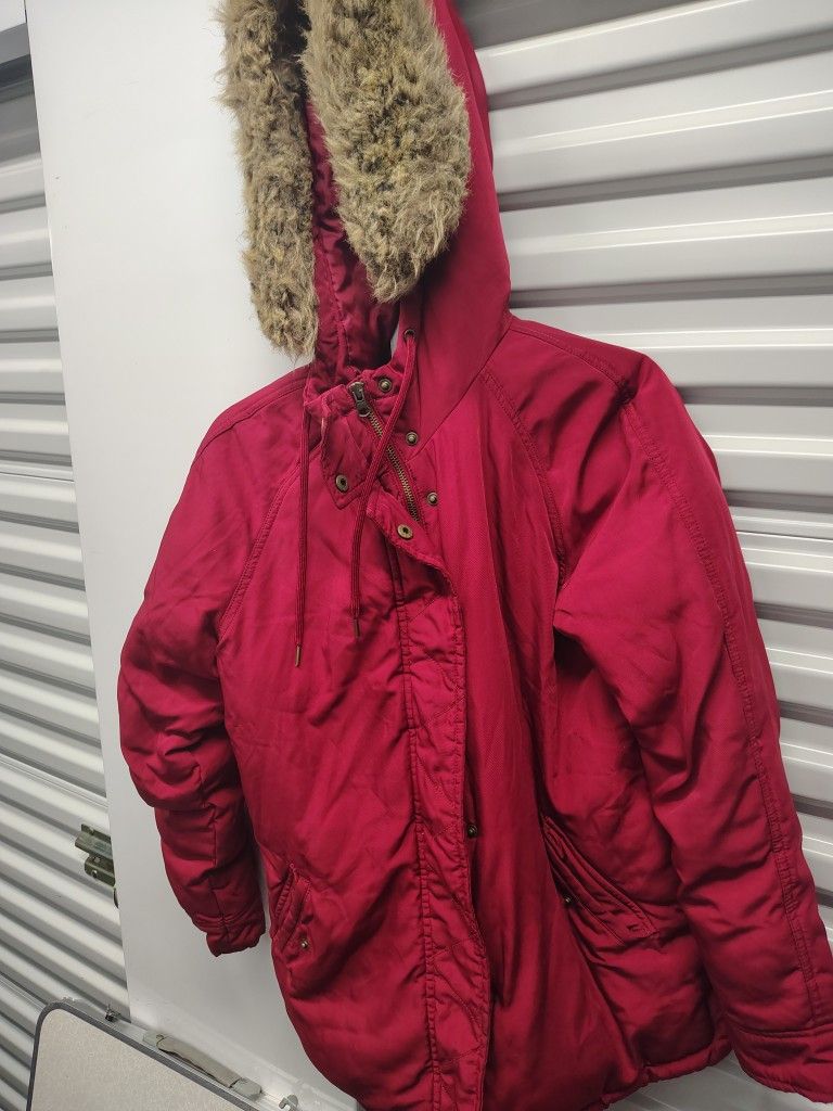 Old Navy Winter Parka Coat Women's Faux Fur Lined Hood Cranberry