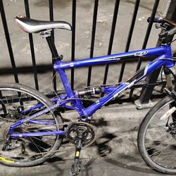 Blue Specialized FSR XC Mountain Bike