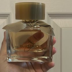 Burberry Perfume 
