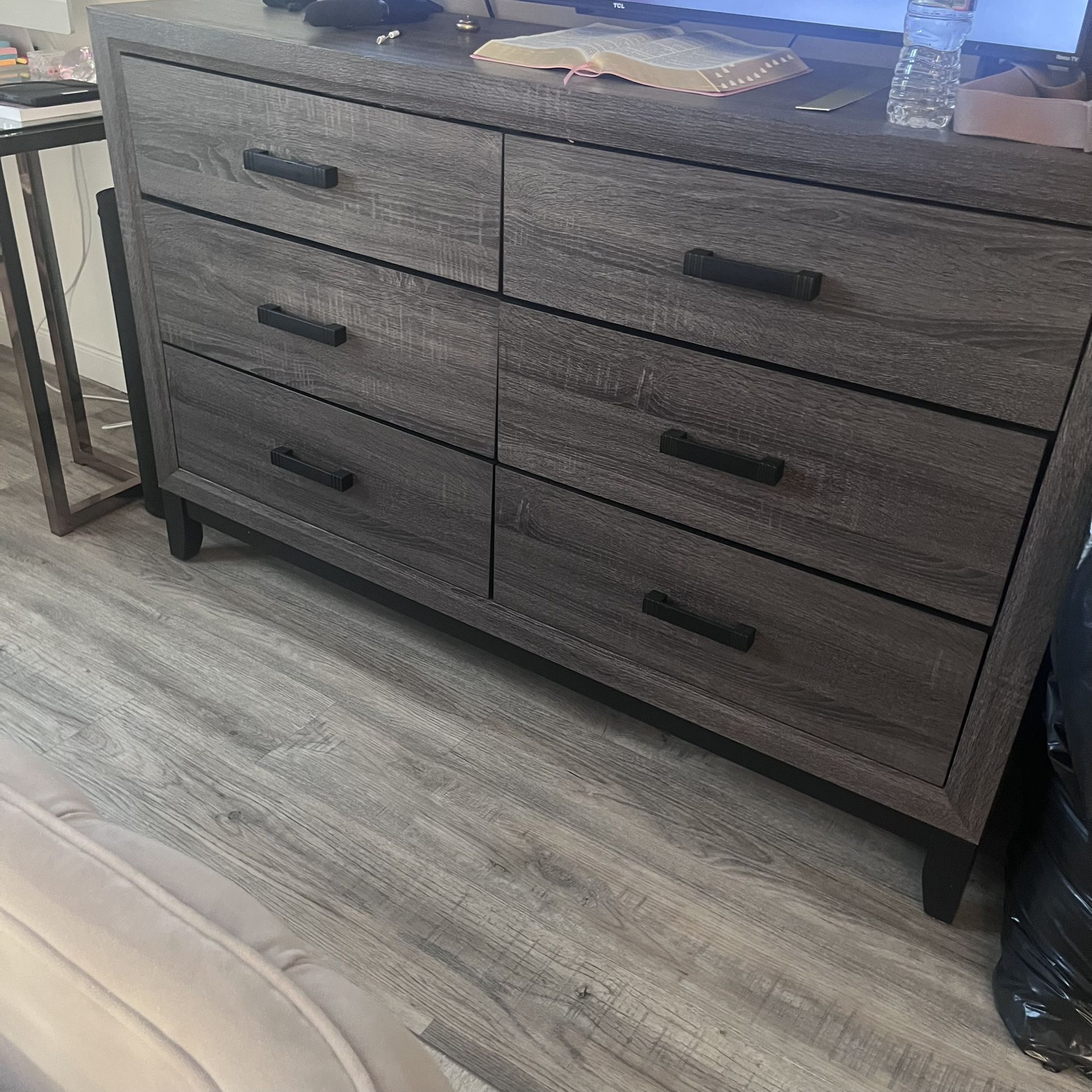 Grey Wash 6 Drawer Dresser 