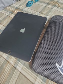 IPad 32gb in perfect condition