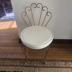 Vintage Metal Shell Back Vanity Chair with Cushioned Seat