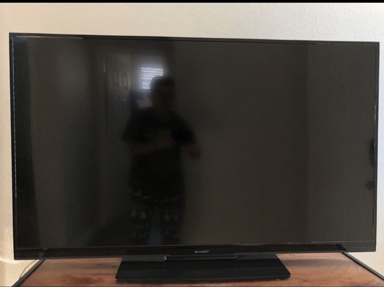 Sharp TV 51”  With Chromecast 