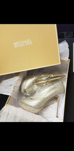 MK heels size 5 1/2