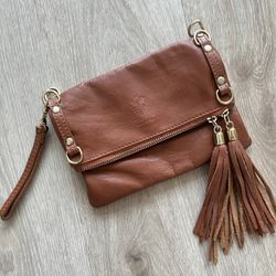 New Cognac Brown Italian Leather Crossbody Purse W/ Pockets