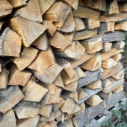 Seasoned Firewood Delivered 150 Ft.³