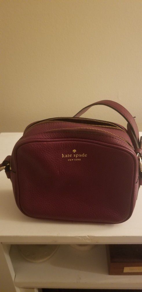 Kate Spade purse..Burgundy. Like new. 