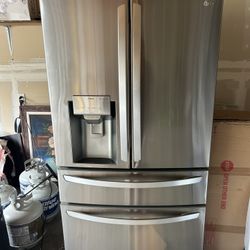 LG Refrigerator