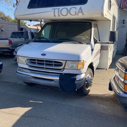1999 Tioga Ford E350 By Fleetwood