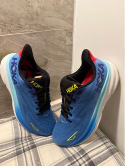 Hoka shoes