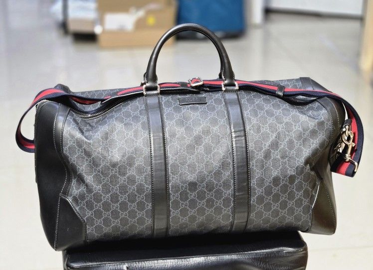 Gucci GG Carry On Large Soft Supreme Canvas Duffle Bag Black