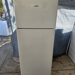 Refrigerator For Sale 