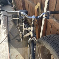 Trek Womens Bicycle Navigator 50 