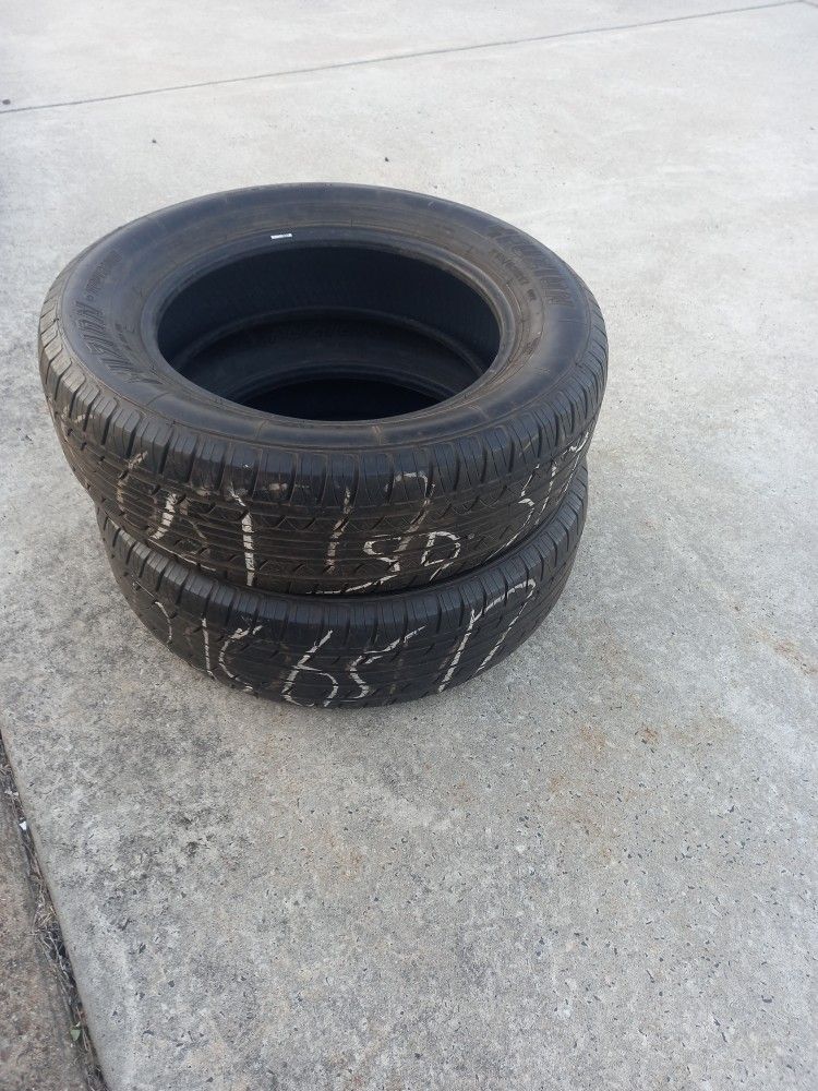 2 FUZION 215 65 17 TIRES GREAT SHAPE
