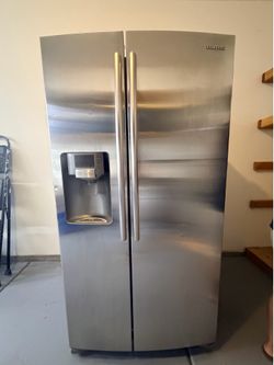 Samsung Stainless Steel Side-by-Side Refrigerator