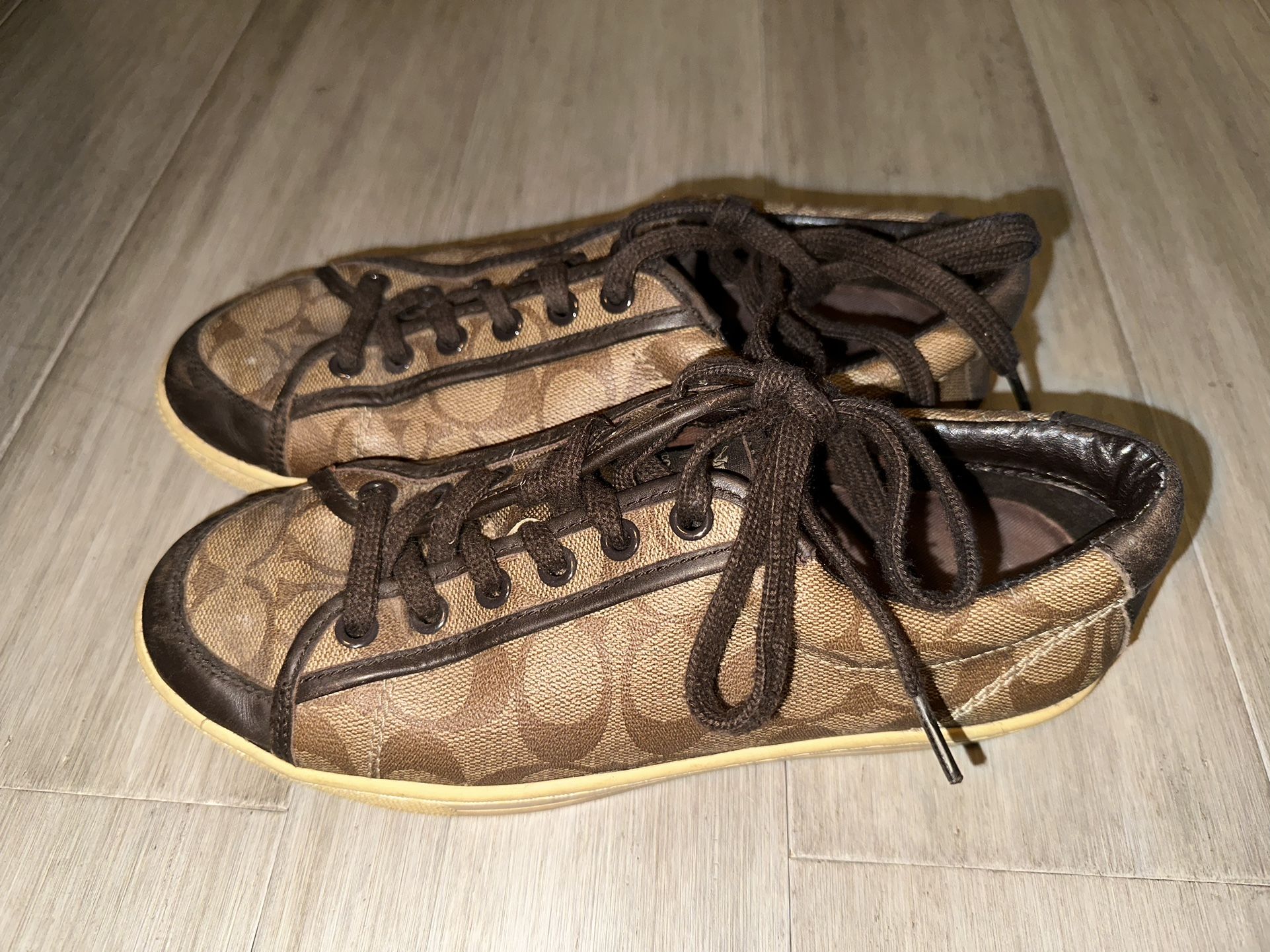 Coach Sneakers Size 8