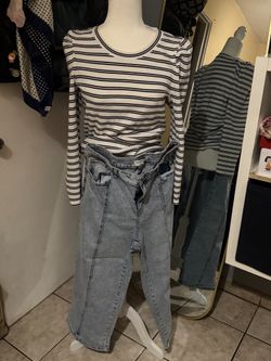 DKNY blouse size Lg Jean pant size 10p