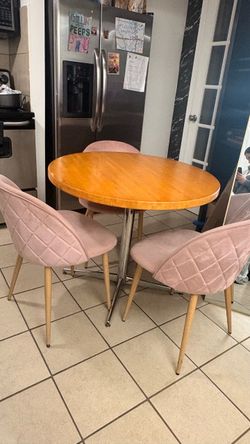 Dinning table and chairs