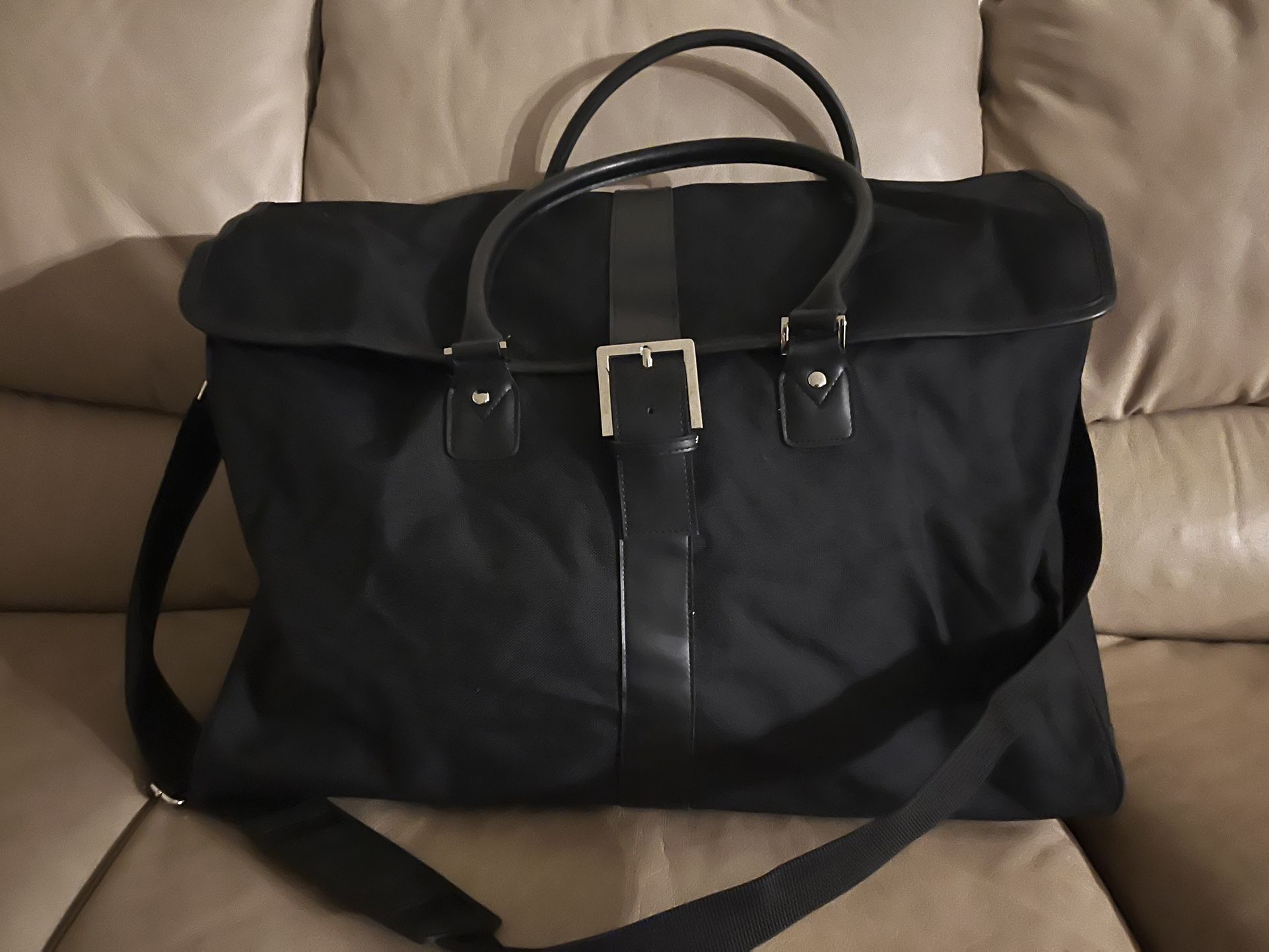 Duffle Bag/Travel Bag/Carry On