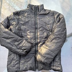 Woman’s Puffer Small Jacket Zip Up