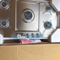 36” ELECTROLUX Cooktop Brand New In Box 