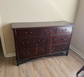 Dark Cherry Wood Dresser with 7 Drawers
